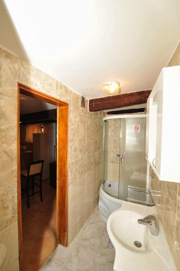 Apartments Monika Old Town Kotor Exterior photo