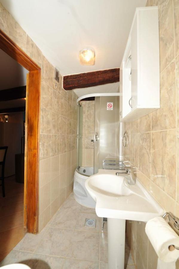 Apartments Monika Old Town Kotor Exterior photo